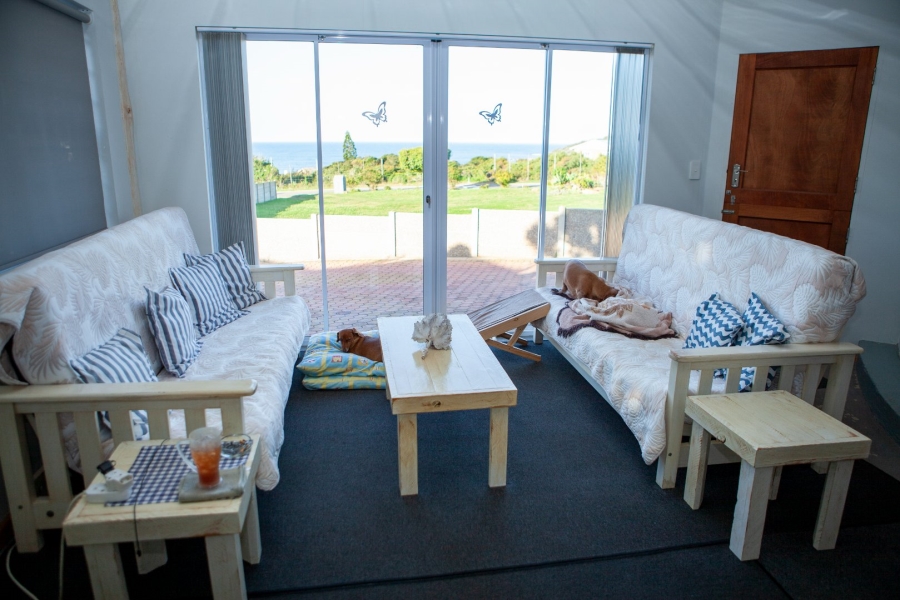 3 Bedroom Property for Sale in Vleesbaai Western Cape